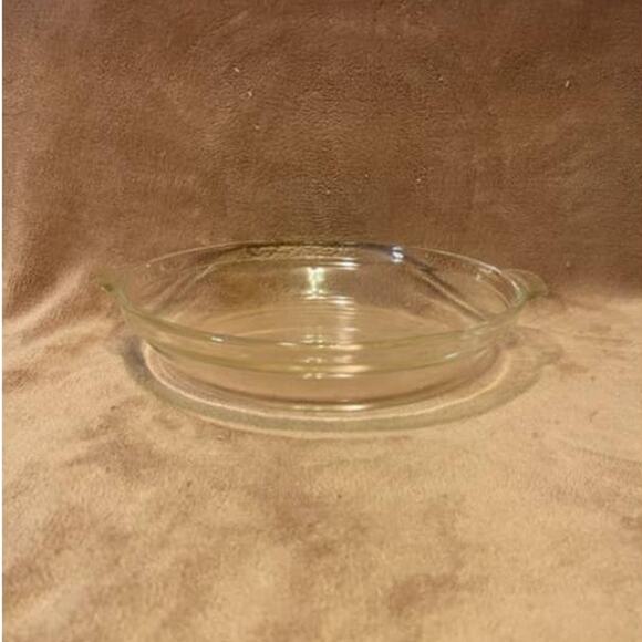 Vintage Fire King 9" Handled Glass Baking Pie Plate (#461) - Picture 3 of 5